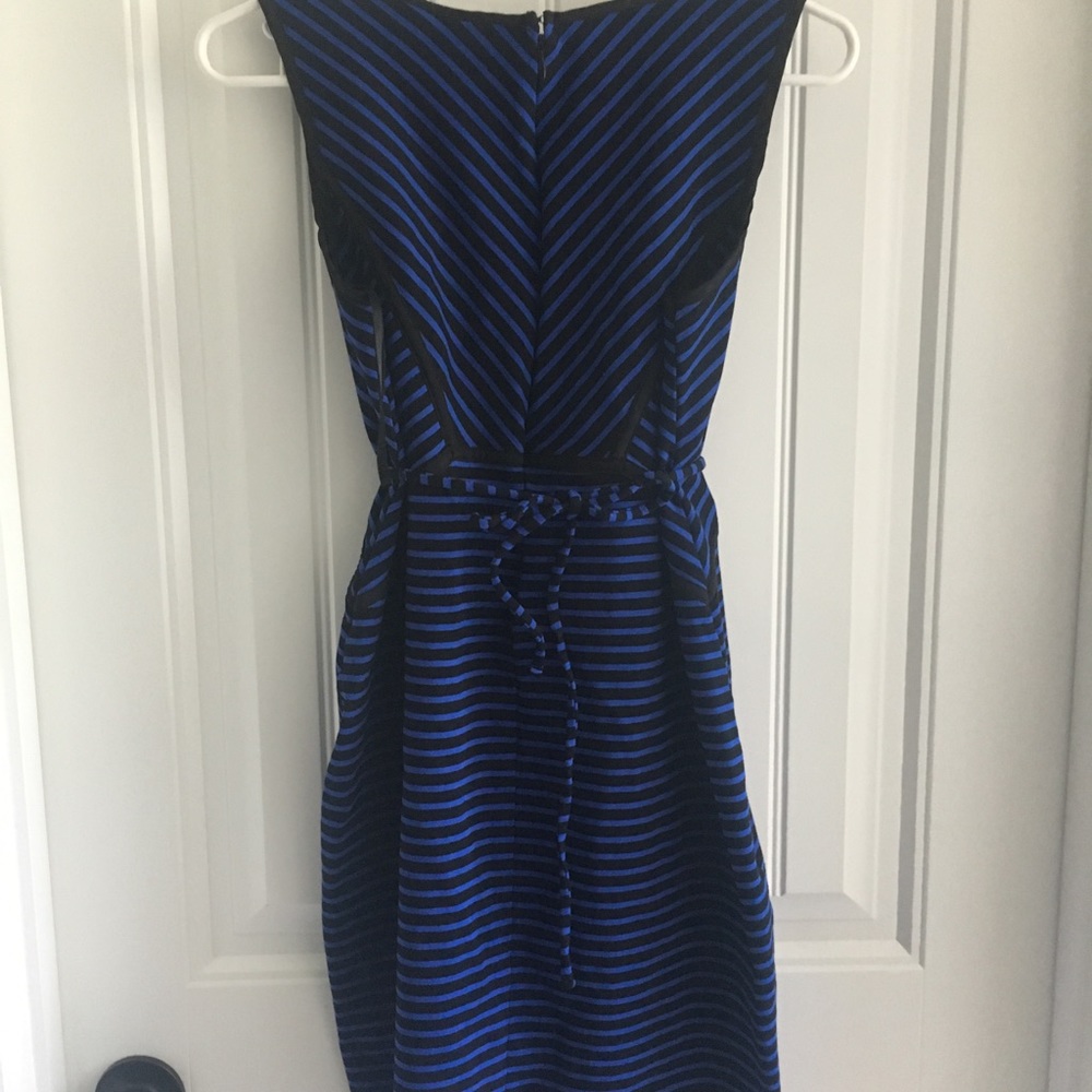 Medium motherhood maternity dress
